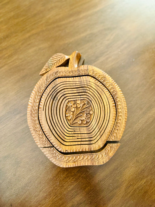 Apple Collapsible Basket