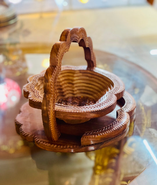 Handmade collapsible SeaShell basket with handle.