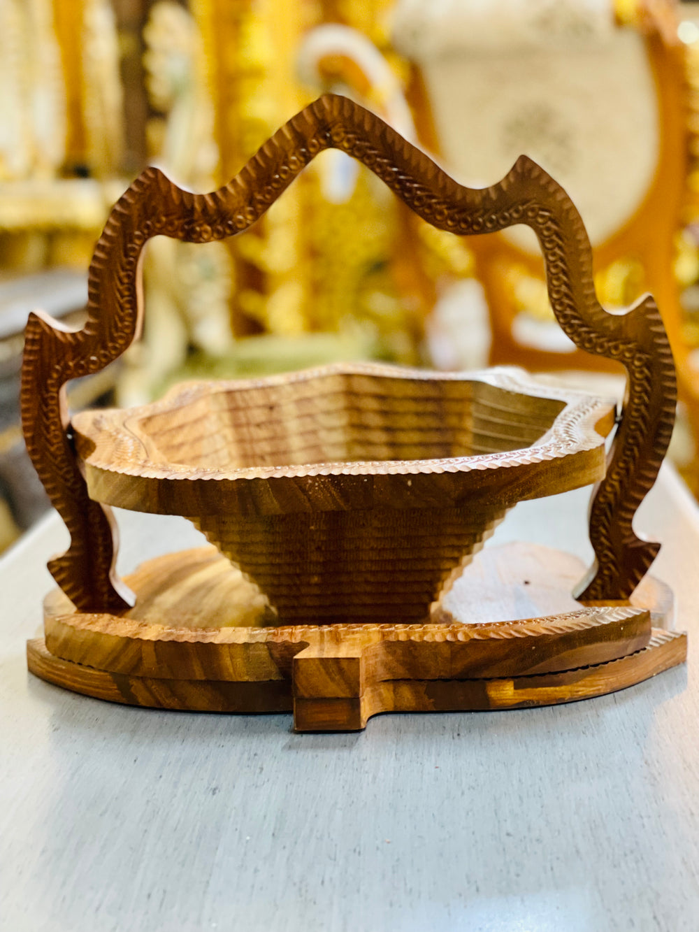 Rosewood Handmade collapsible basket, 12” diameter leaf shape /  fruit basket  /   Bread bowl  /   Hot plate  /    Trivet to basket  /