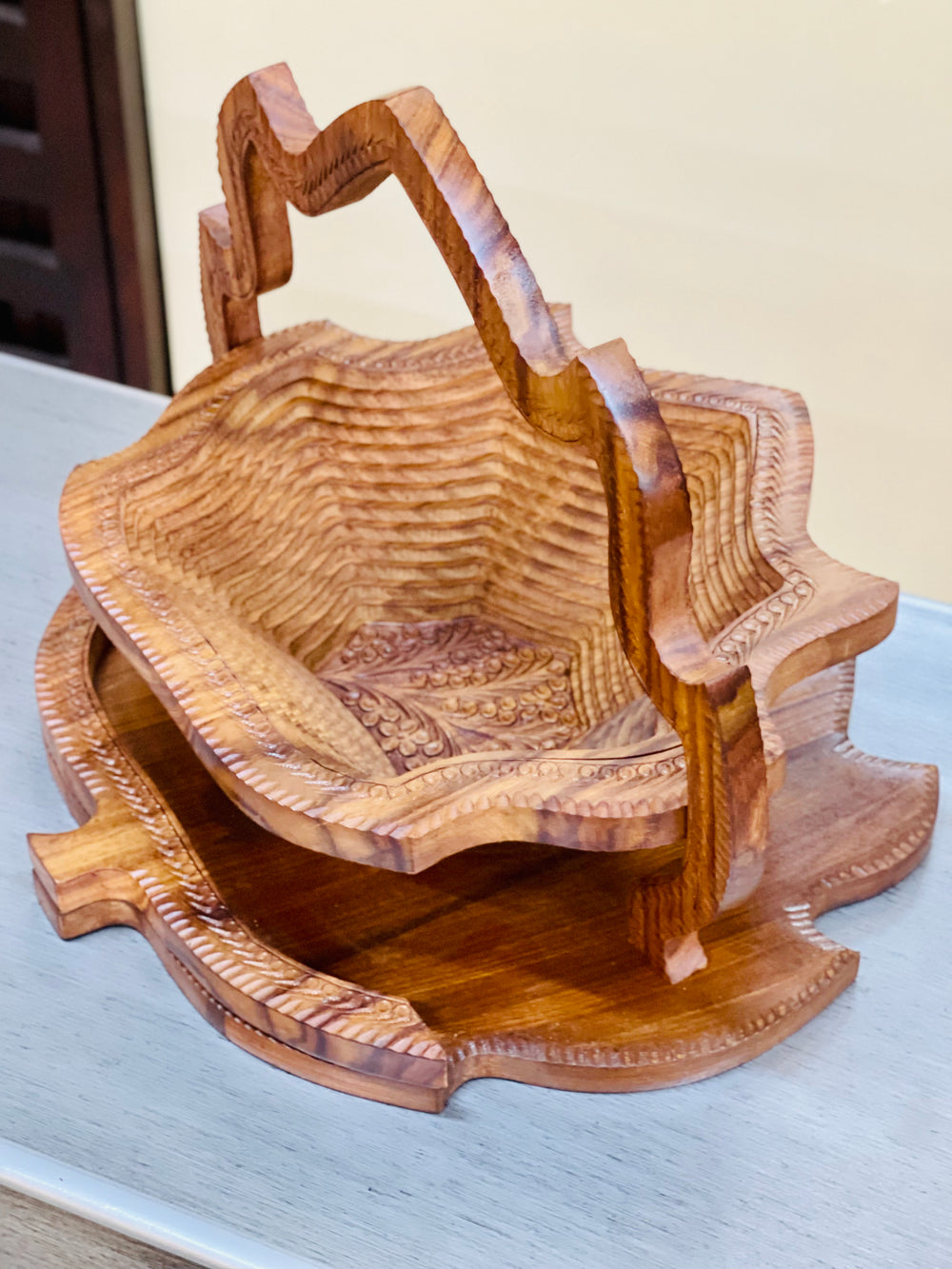 Handcrafted 16”, wooden, collapsible leaf basket with handle.  /  fruit basket  /   Bread bowl  /   Hot plate  /    Trivet to basket  /