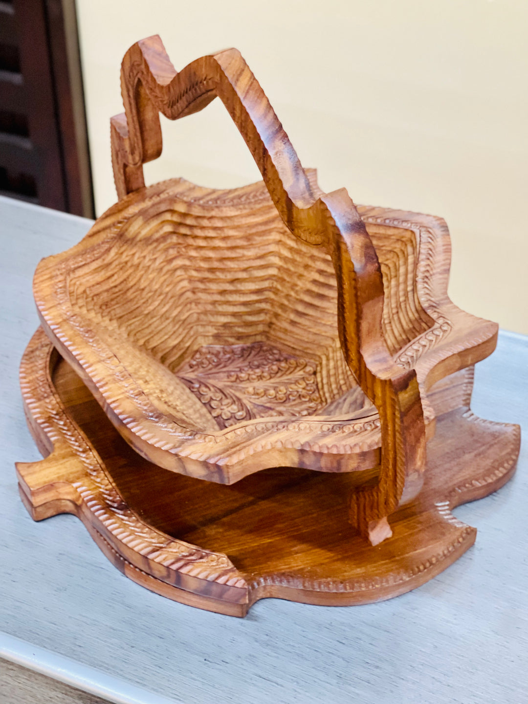 Handcrafted 16”, wooden, collapsible leaf basket with handle.  /  fruit basket  /   Bread bowl  /   Hot plate  /    Trivet to basket  /