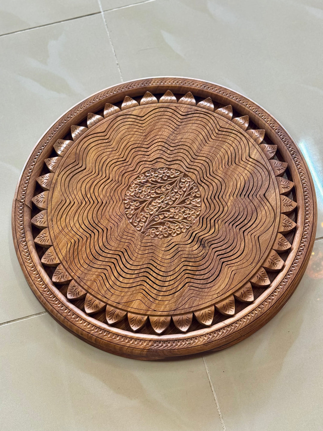 Handmade 18” XXL wooden, collapsible SunFlower basket with handle.