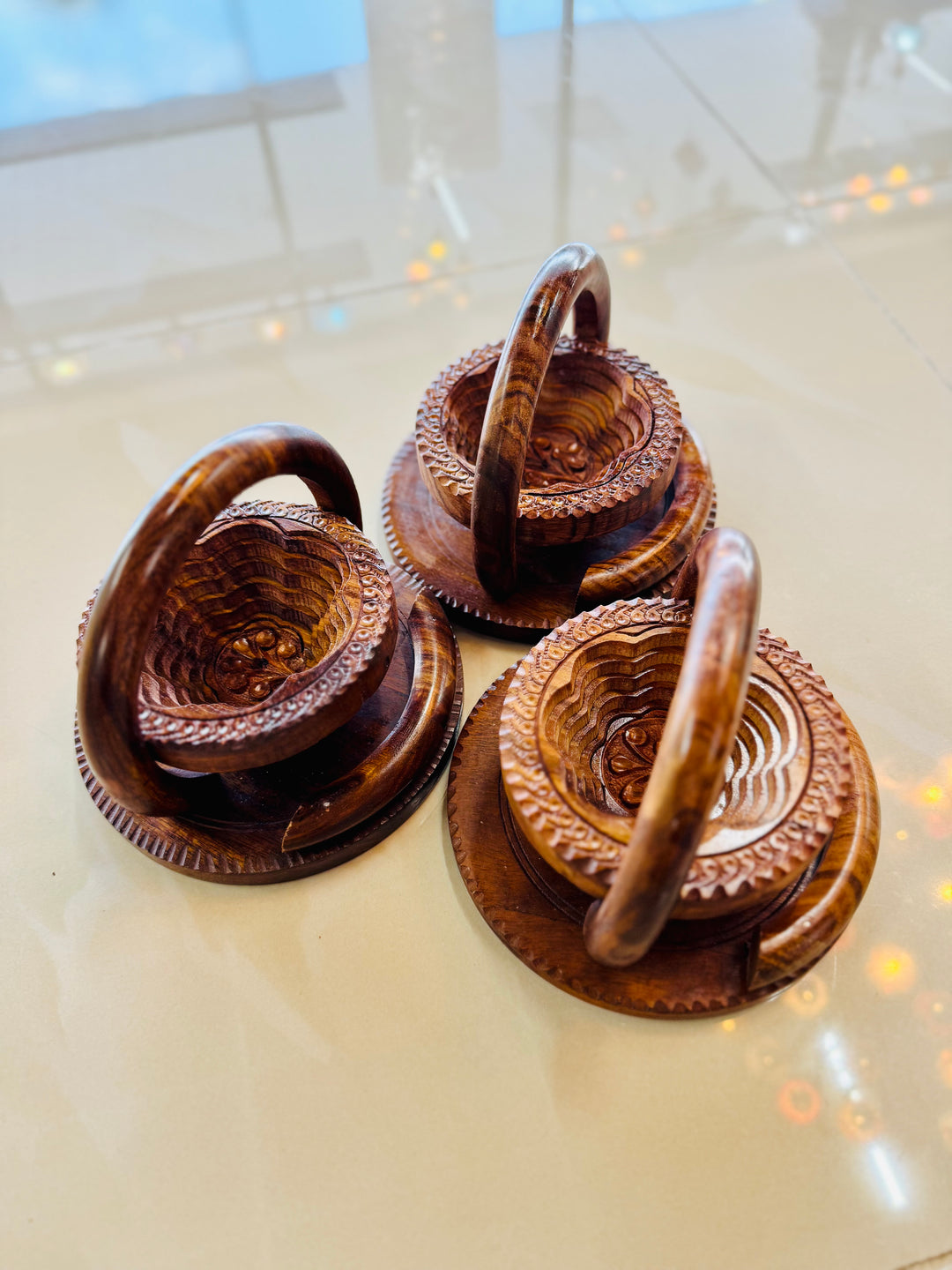 Handcrafted 6” Collapsible Flower basket with handle.