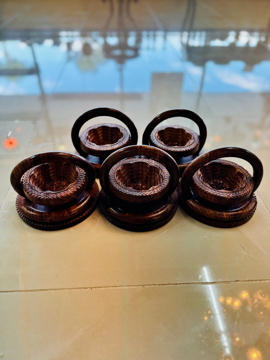 Handcrafted 6” Collapsible Flower basket with handle.