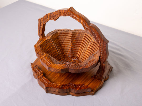 Handmade 12”, wooden, collapsible Star basket with handle.