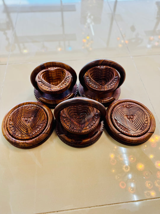 Handcrafted 6” Collapsible heart basket with handle.