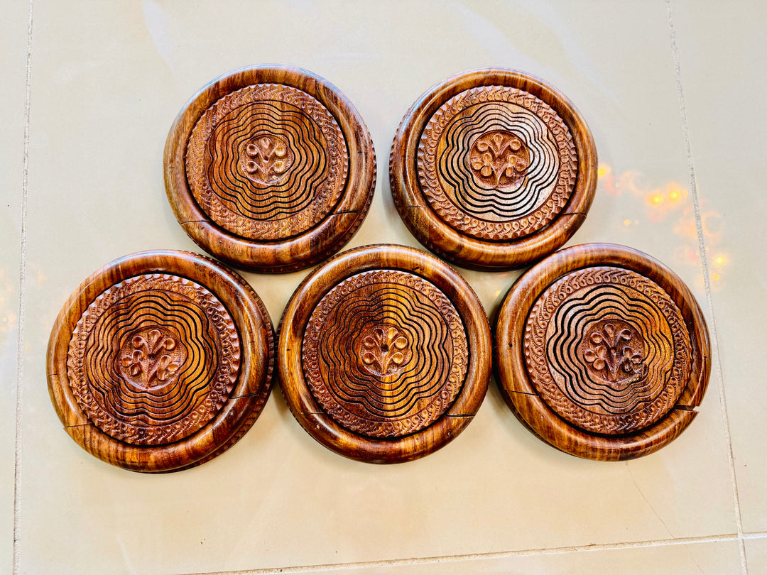 Handcrafted 6” Collapsible Flower basket with handle.