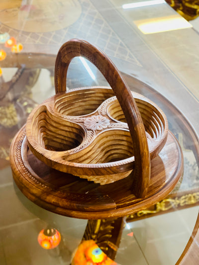 Handmade 12”, wooden, collapsible 4 paisley basket with handle.